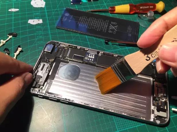 给iphone6sp换8000毫安电池,苹果6plus还有换电池的必要吗