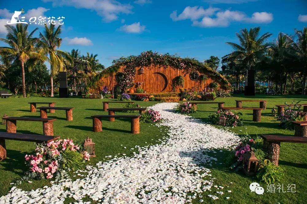 万众瞩目的婚礼,婚礼布置纱幔怎么做花球