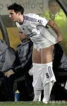 国足那么臭，还不如看看这些球场上的活宝呢！（爆笑）