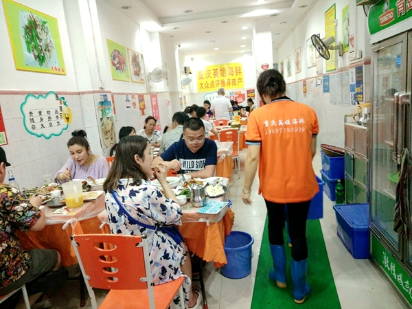 带着婚纱旅行攻略,带着婚纱去旅行拍照