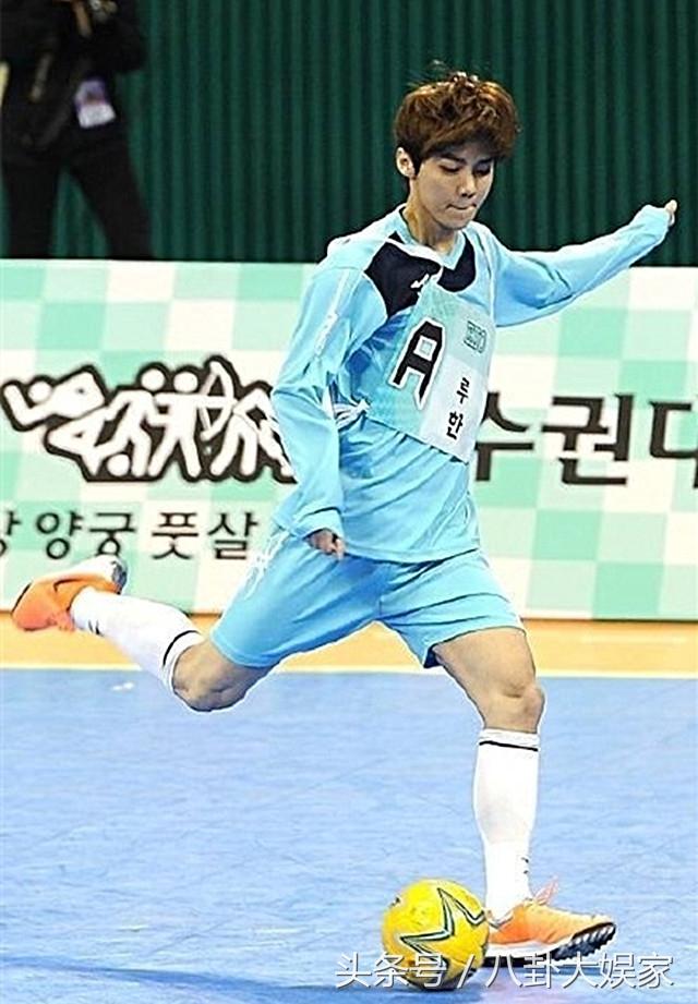 张艺兴可爱，千玺俏皮，蒋劲夫man爆，运动系男神你心水哪款？