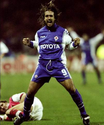 踢足球的厉害还是打篮球的厉害,踢足球真的比打篮球帅吗