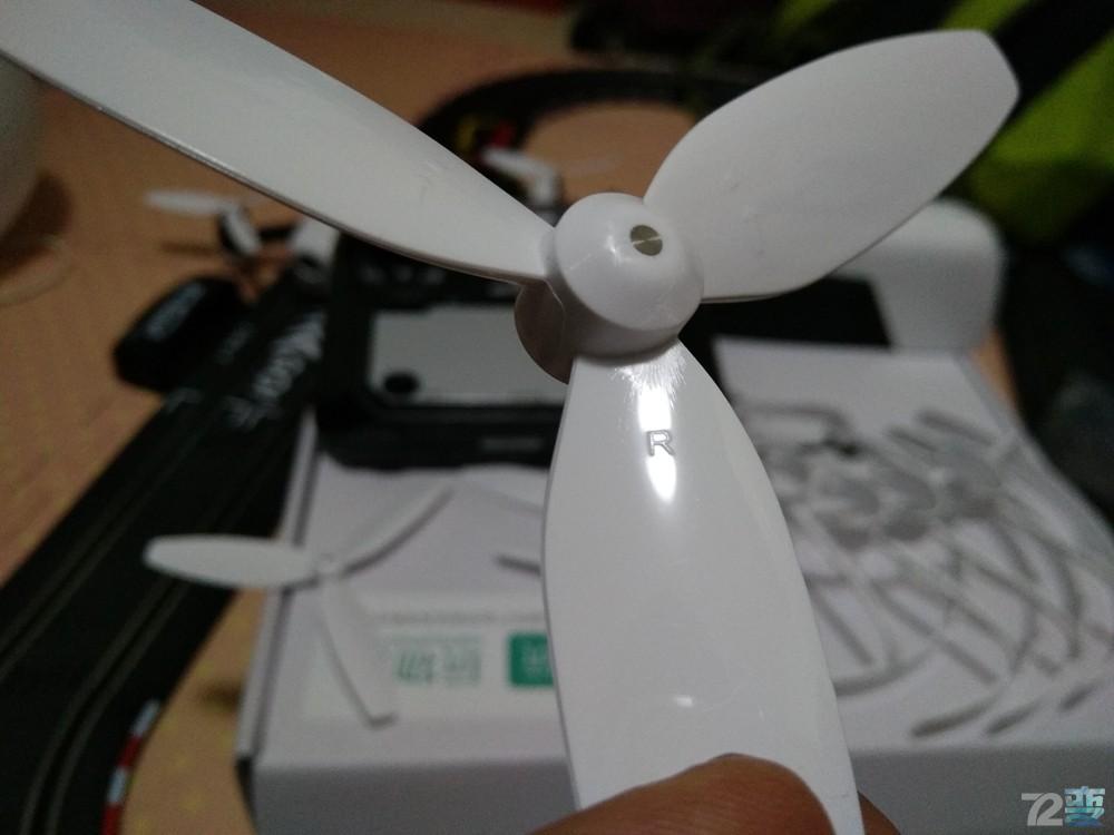 大疆无人机入门级和千元无人机,百元无人机和千元无人机区别