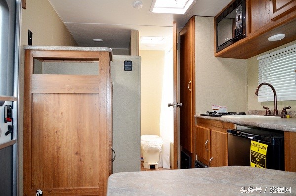 捷途旅行者可以拖挂的房车,牧牛笛极途升顶拖挂房车