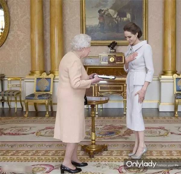 安吉丽娜朱莉离婚了吗,布拉德皮特安吉丽娜朱莉离婚原因