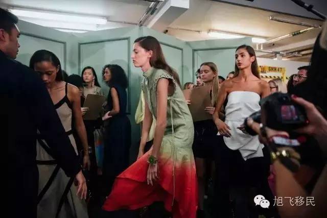 旭飞总裁携手联合国小姐为您带来伦敦时装周秀场直击