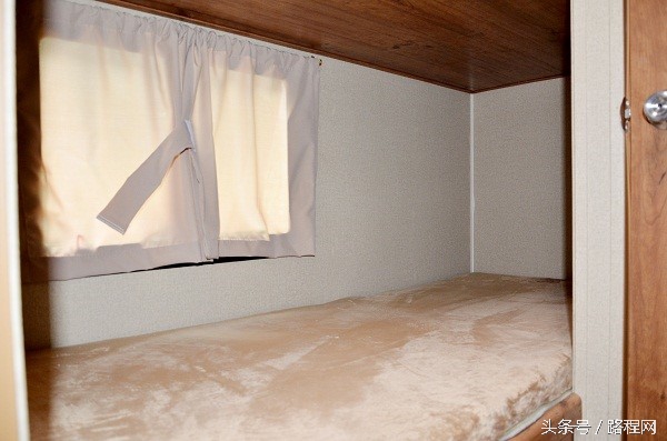 捷途旅行者可以拖挂的房车,牧牛笛极途升顶拖挂房车