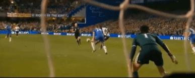 他是射手，被骂叛徒，如今沦落到无球可踢！