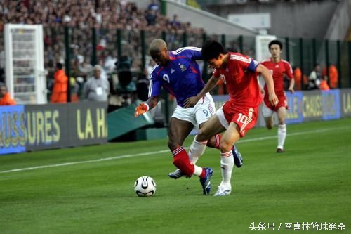 郑智踢伤过谁,郑智国足最新消息