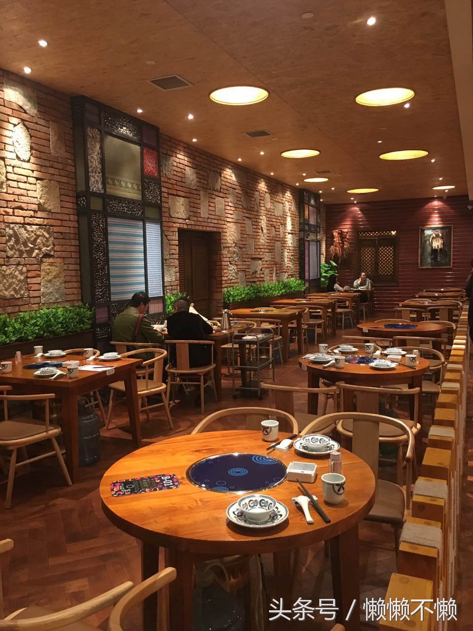 鑽夊附瀵规垬宀╂祮,鑽夊附鍜岄粦鑳″瓙鐩搁亣