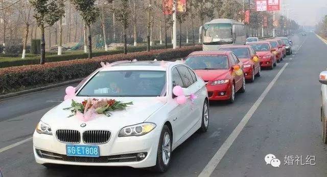 租个车队要大几千，问土豪朋友借婚车靠谱吗？