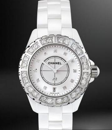 香奈儿辨别真伪的方法,香奈儿辨真假彩妆的方法