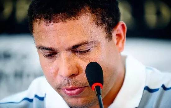 外星人罗纳尔多过人时的解说,一球成名大罗