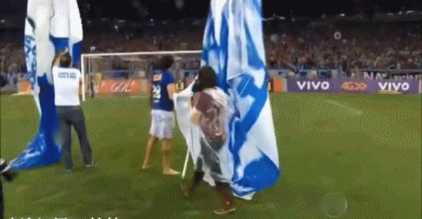 高拉特巴甲mvp,高拉特亚冠赛后