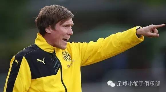 昨晚西班牙人唱今晚德国人跳，温格来伴奏