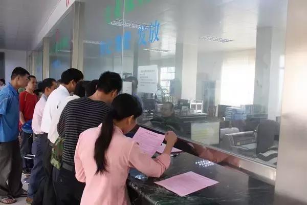 苏州失业了去哪里申领失业金,苏州失业有生活补助没有