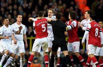 tifo上海申花,苏宁球迷骂申花