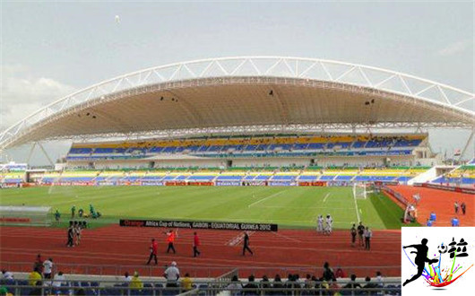 非洲足球场一览，看后很纳闷儿，人家怎么能出球星呢