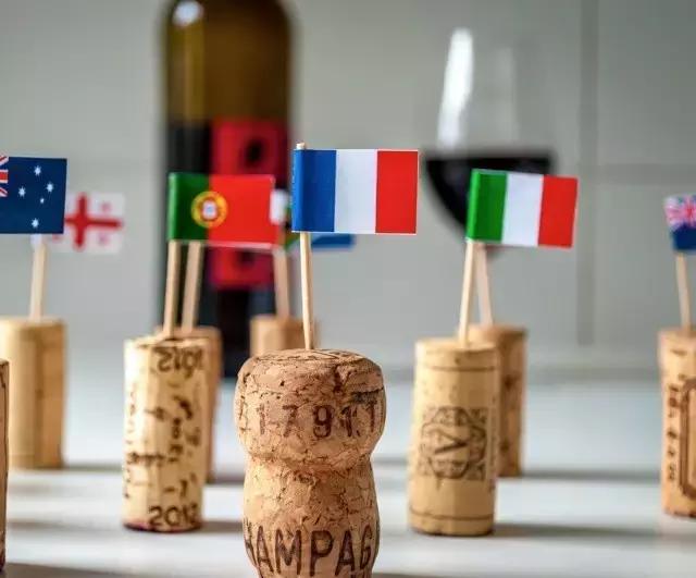 想买红酒买什么好喝又实惠,买红酒都有什么套路的方法