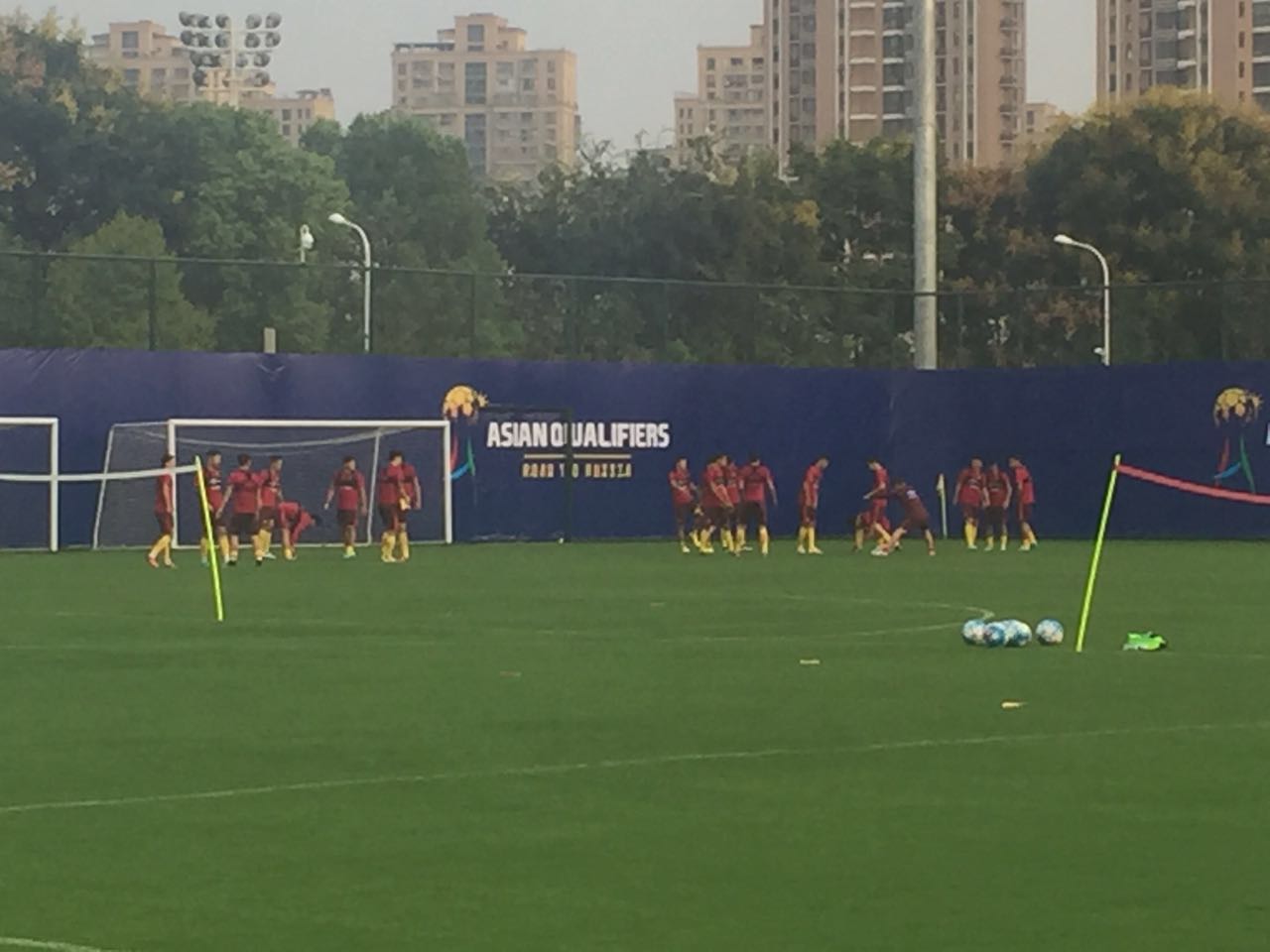 江城起步古城起舞国足又上路