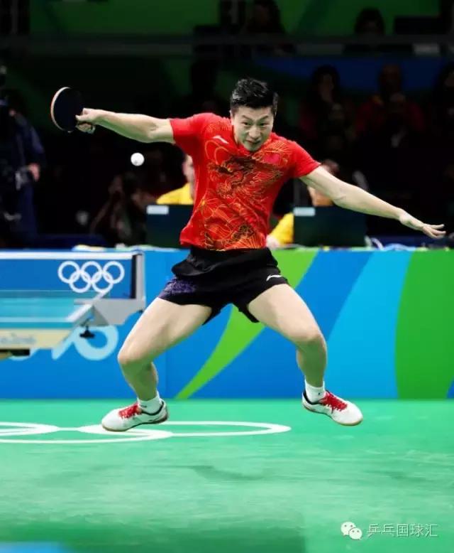 打乒乓球双脚一般多宽,打乒乓球两腿分多宽