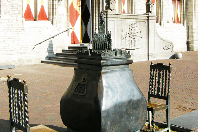 现在人口不到4万的这座城市曾经却控股了东印度公司