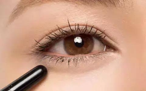 卧蚕的正确画法和步骤,卧蚕的正确画法