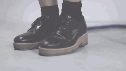 抖腿不是病，只因儿时一不谨慎见过洗脸盆