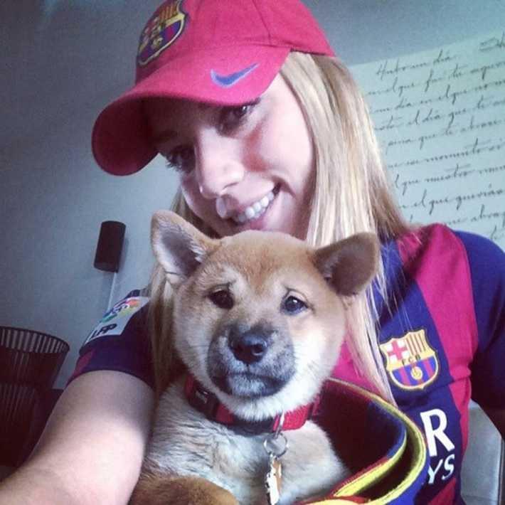 给c罗发奖的女星,c罗给伊丽莎白开飞机