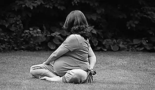 孕妇晚期瑜伽操60分钟完整版,初学孕妇瑜伽视频教程