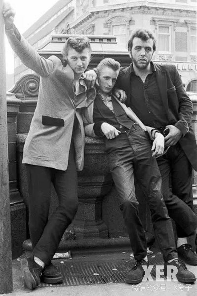 从「FENTY」引起的蝴蝶效应