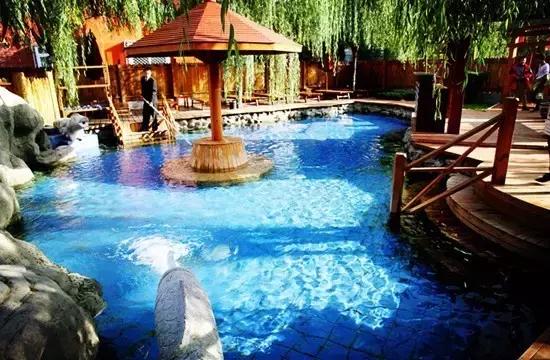 甘肃夏季适合泡天然温泉的地方,甘肃十大温泉景点介绍