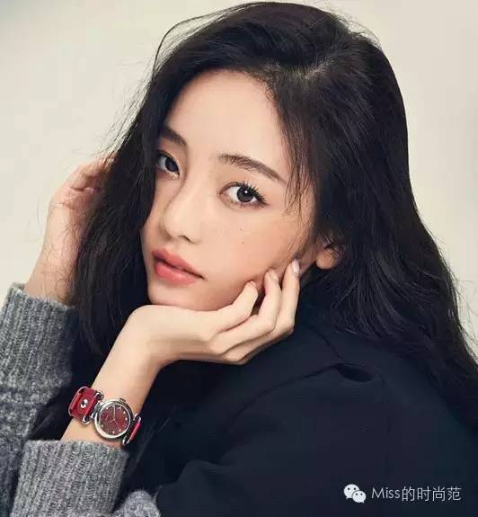 去雀斑素颜妆教程,流行的雀斑妆是什么妆