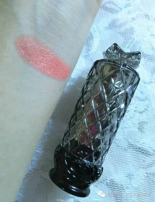 预算分别为RMB100、200、300该如何挑选唇膏？27个品牌50+支唇膏大种草！