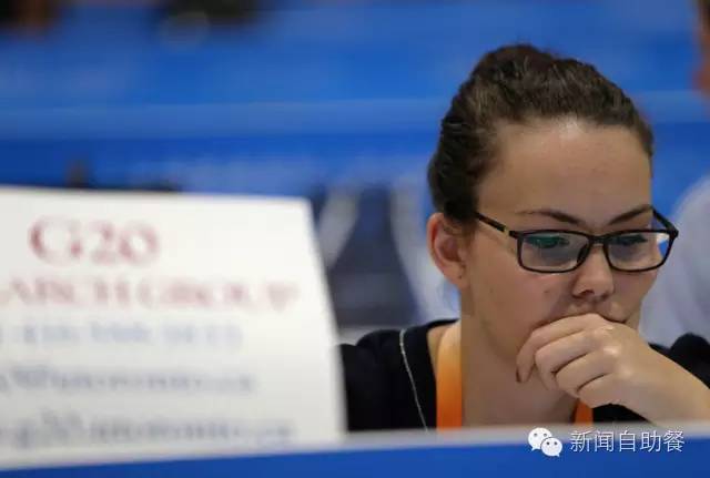 g20杭州峰会车队抵达主会场视频,g20杭州峰会文艺晚会各国元首入场