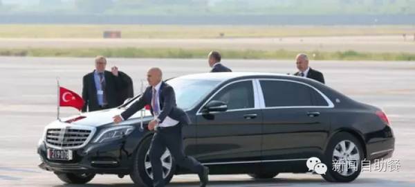 g20杭州峰会车队抵达主会场视频,g20杭州峰会文艺晚会各国元首入场