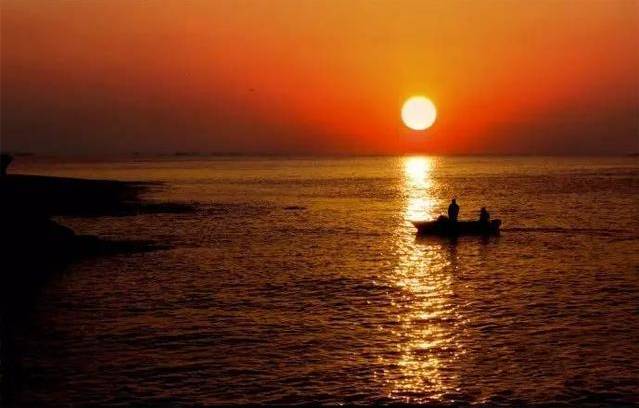 钦州海滨浴场最新视频,钦州有免费海滩吗