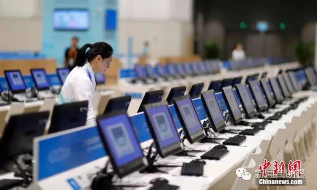 g20杭州峰会车队抵达主会场视频,g20杭州峰会文艺晚会各国元首入场