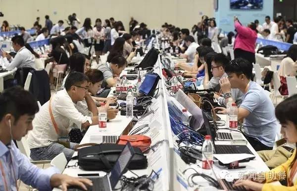 g20杭州峰会车队抵达主会场视频,g20杭州峰会文艺晚会各国元首入场