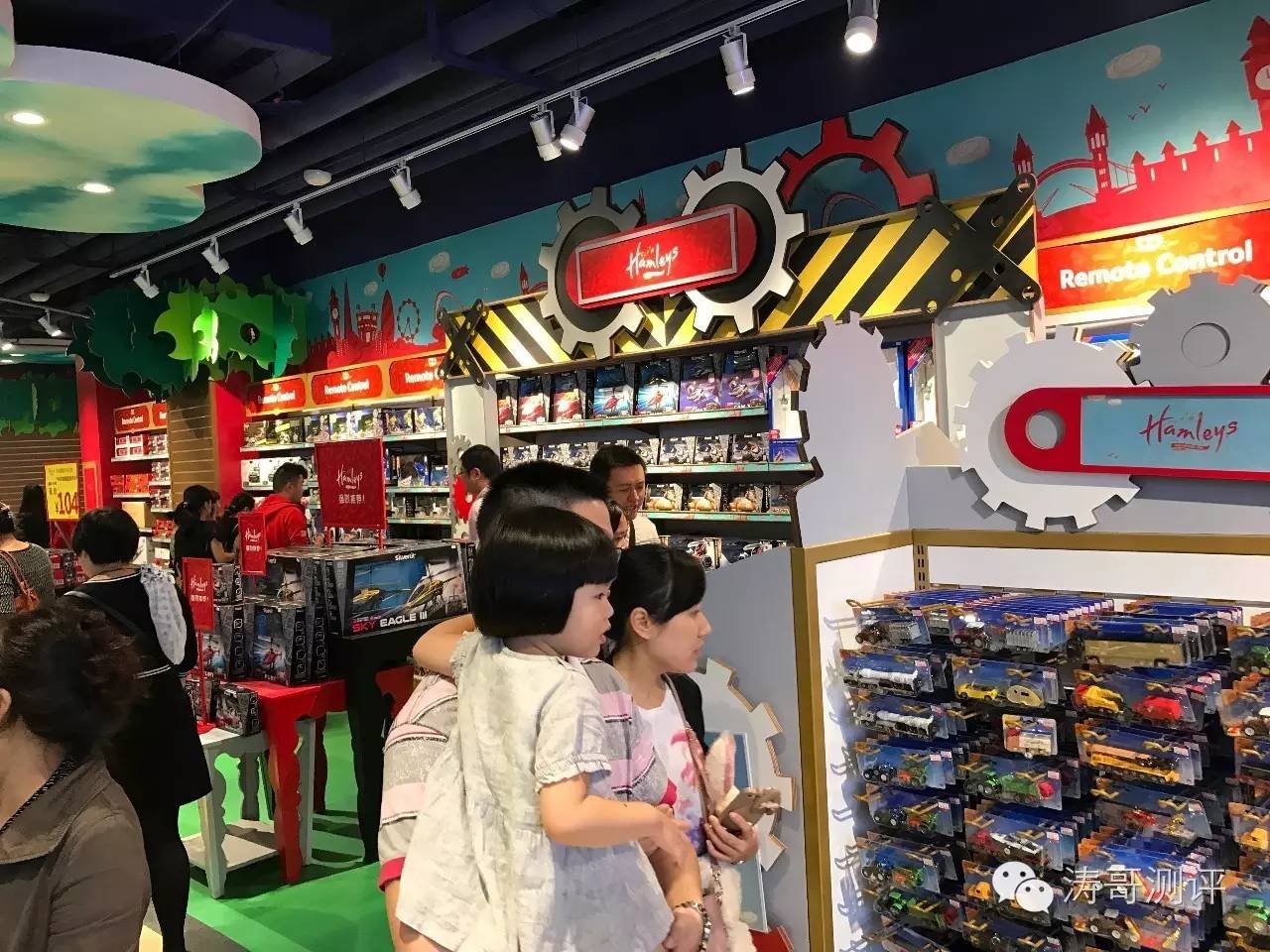 这里真是玩具的天堂啊！