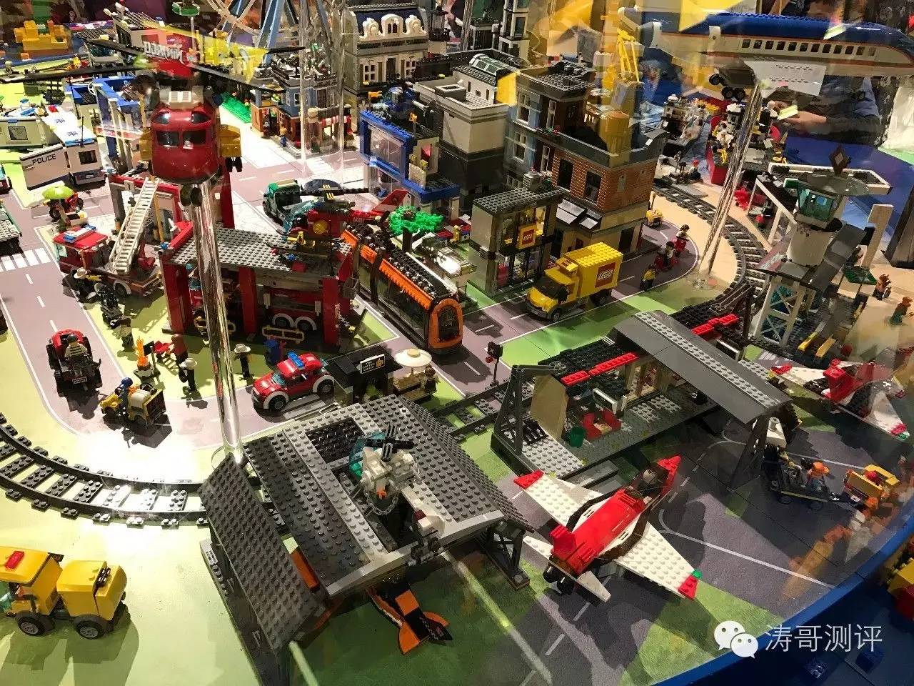 这里真是玩具的天堂啊！