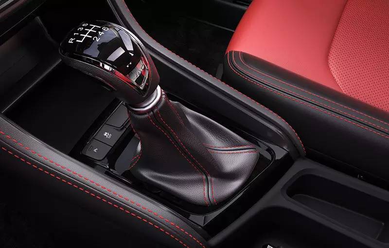 2016年江淮瑞风s3suv,2016江淮瑞风s31.5t手动豪华版