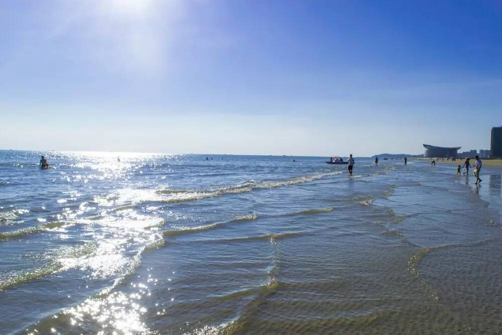 玩出冲浪的感觉,广西最美海边沙滩推荐