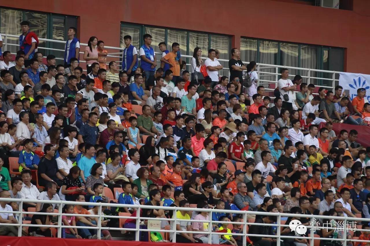 英科环保2016年“起源地杯”国际青少年足球锦标赛首轮举行中国0:1负马竞