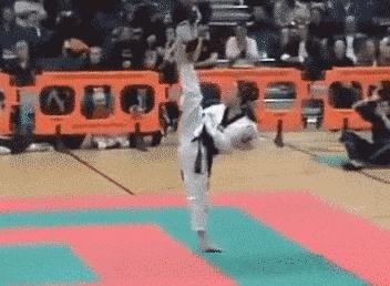 打麻将输1000笑话 (打牌输钱的幽默笑话)