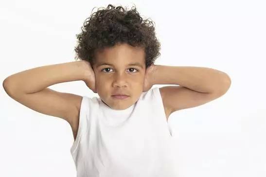 整治熊孩子不被家长说,盘点那些整治熊孩子的解气瞬间