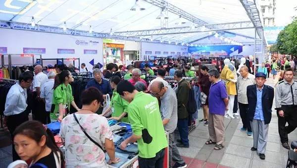 国庆来重庆从你的全世界路过,国庆来了完整视频