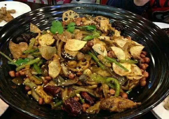 南京地铁美食的攻略,南京地铁三号线哪站美食多