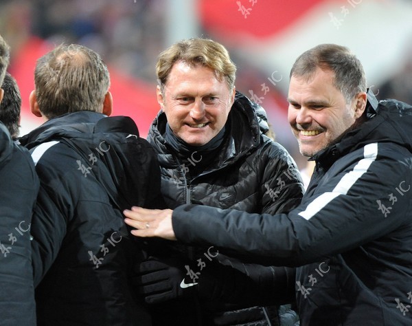 德甲第15轮沙尔克1-1战平弗赖堡,德国杯拜仁1-2遭弗赖堡绝杀出局