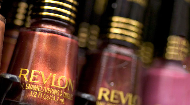 露华浓“重回中国市场”，靠海淘能赶上彩妆的“晚集”吗？